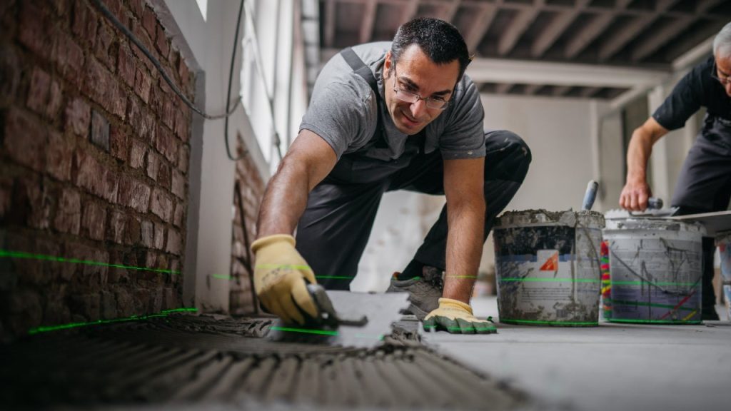 فني سيراميك بجدة | أبو محمد للسيراميك والسباكة