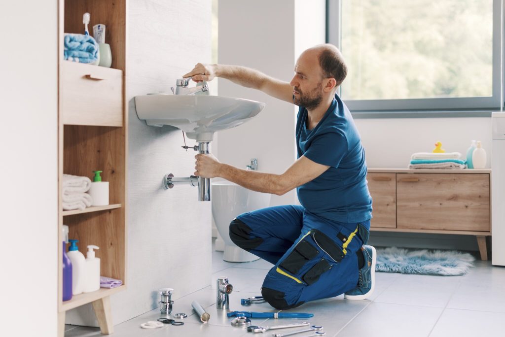 فني سباكه بمكة | أبو محمد للسيراميك والسباكة